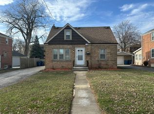 110 N Addison St, Bensenville, IL 60106