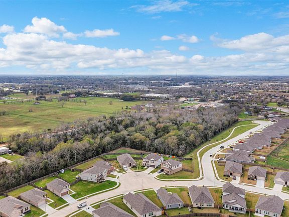 5th image of 1806 Fm 528/munson Rd