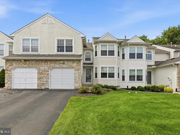 1805 Hood Ln, Maple Glen, PA 19002