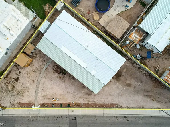 220 Hopi Ln, Sandy Valley, NV 89015