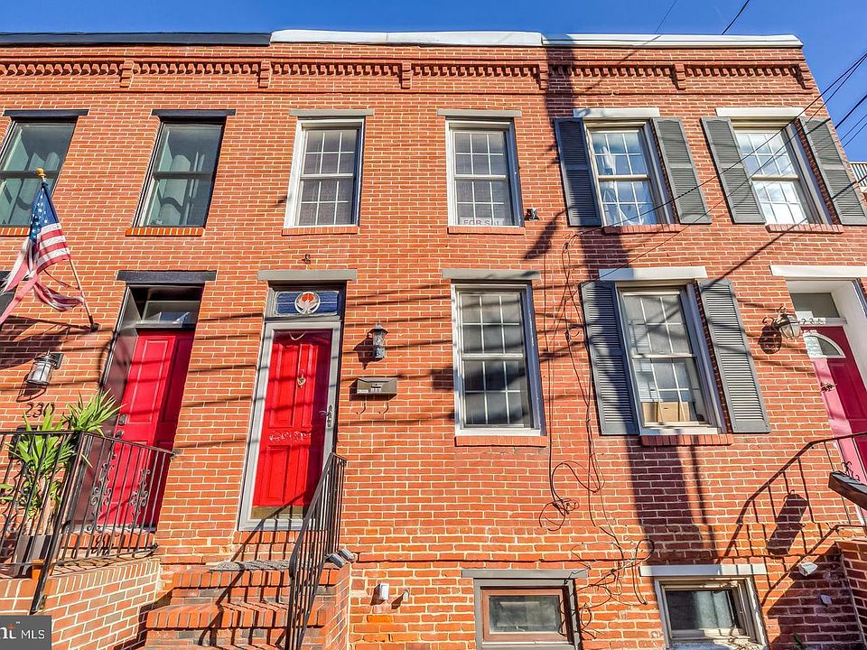 1st image of 232 E Barney St