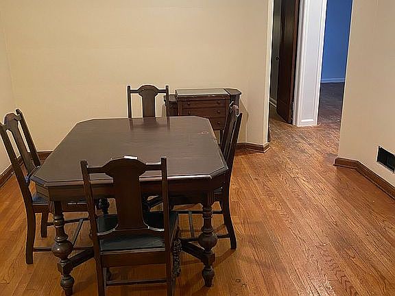 Dinning room pic2