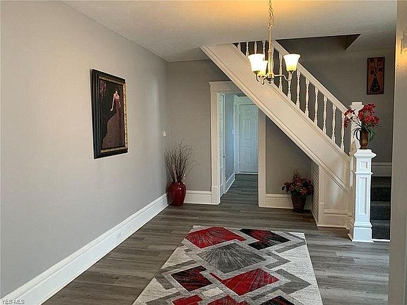 Front entrance landing