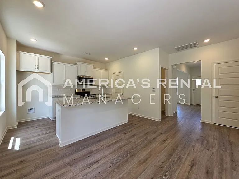 605 Acorn Ct — Photo 17
