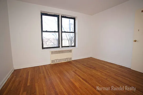 Rented by Norman Raindel, LREB | media 17