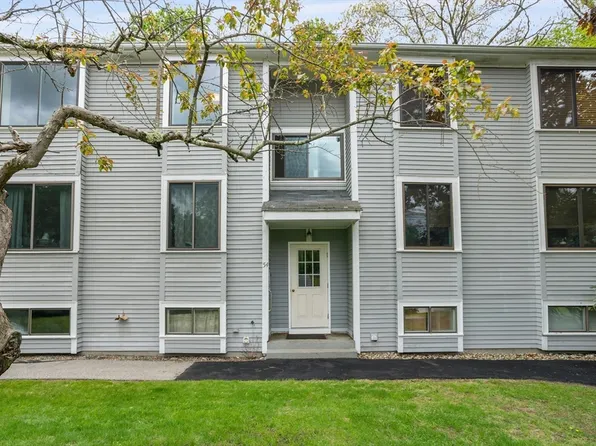 54 Staffordshire Ln #C, Concord, MA 01742