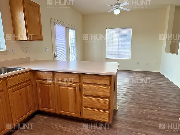 8309B W Sandia Cir SE — Photo 6