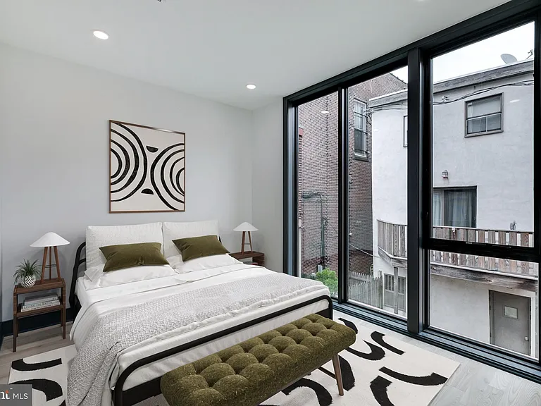 555 N Lawrence St — Photo 10