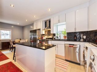 3647 32nd St #1, Astoria, NY 11106