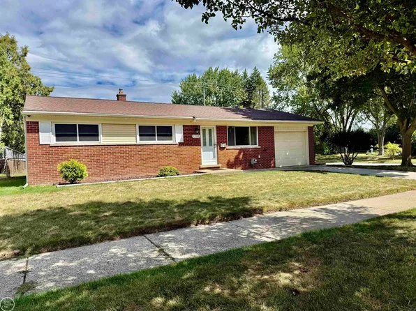12591 Bender Dr, Sterling Heights, MI 48313