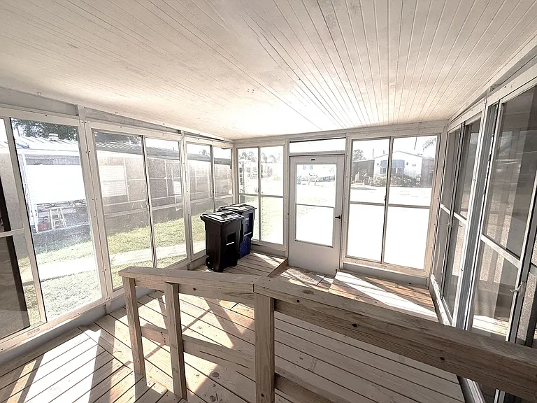 139 Gaslight Ave — Photo 18