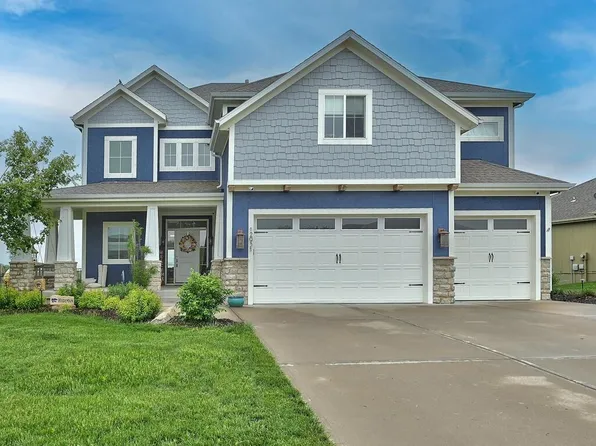 12931 Hubbard Rd, Kansas City, KS 66109