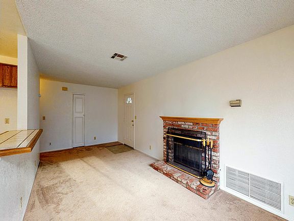 5th image of 8951 E Avenue T2