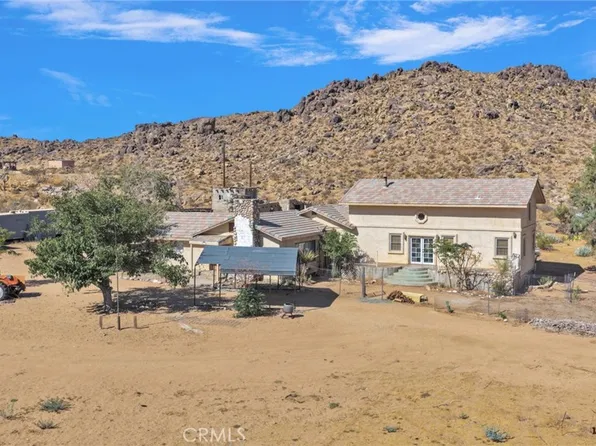 24716 McRoberts Rd, Apple Valley, CA 92307