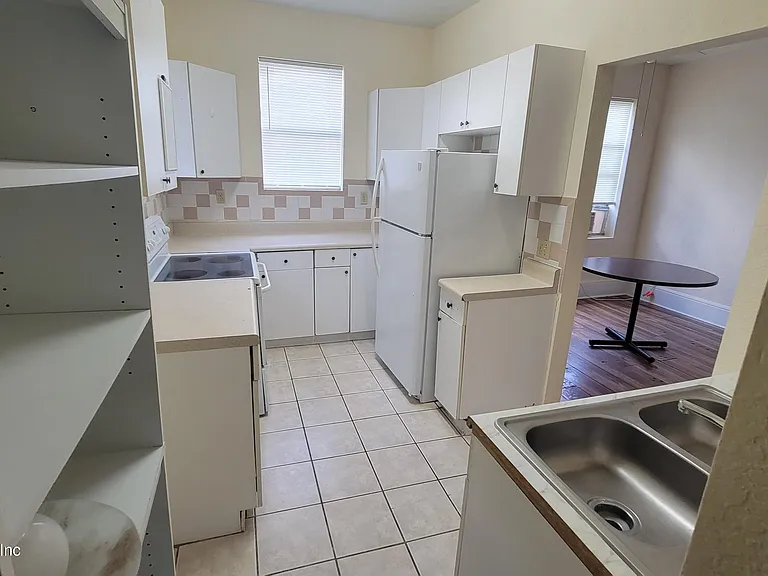 2514 Walnut St #2520 — Photo 11