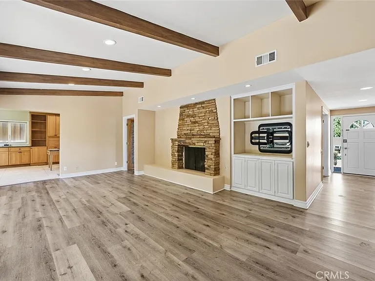 2 Santa Bella Rd — Photo 6