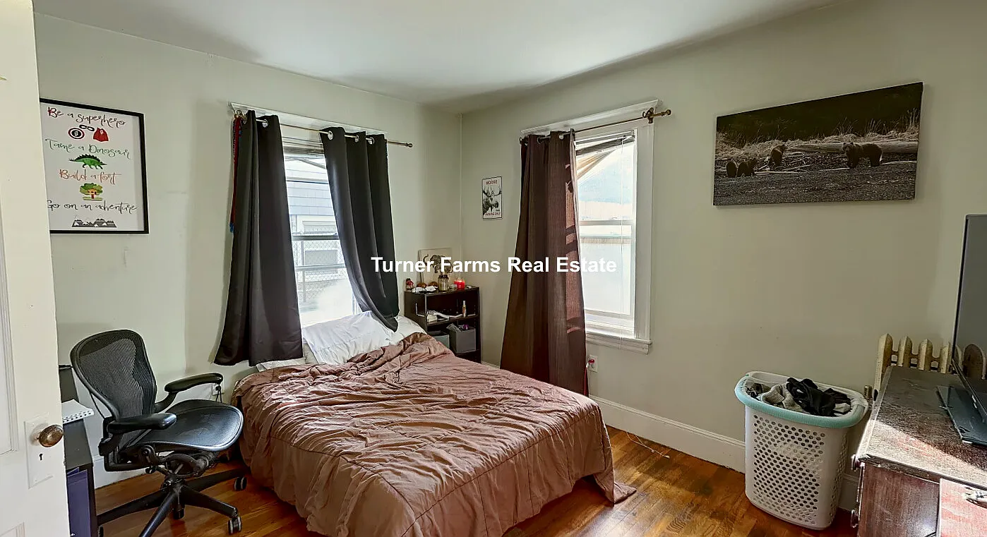 4 bed, 9999 sqft, $4,250 — Photo 2