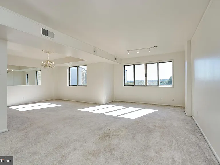 5340 Holmes Run Pkwy #601 — Photo 6