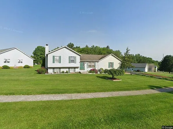 1941 Sunnyview Ln, Orrville, OH 44667