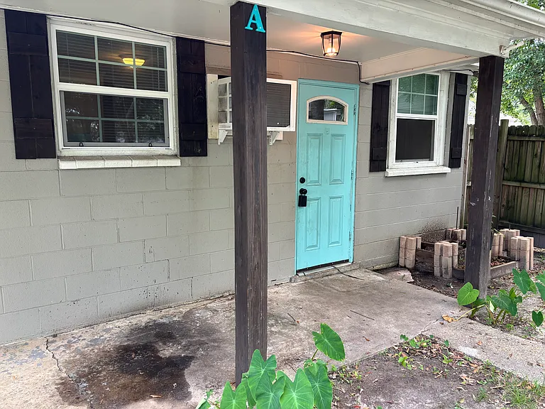313 S 11th Ave — Photo 21
