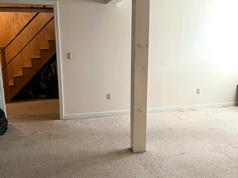 133 Center St — Photo 13