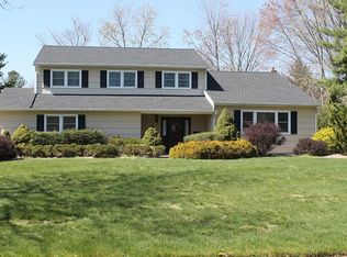 87 Coachman Dr N, Freehold, NJ 07728