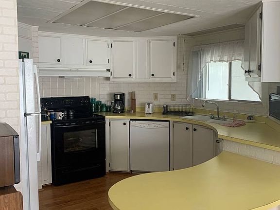 4th image of 5636 Finley Dr