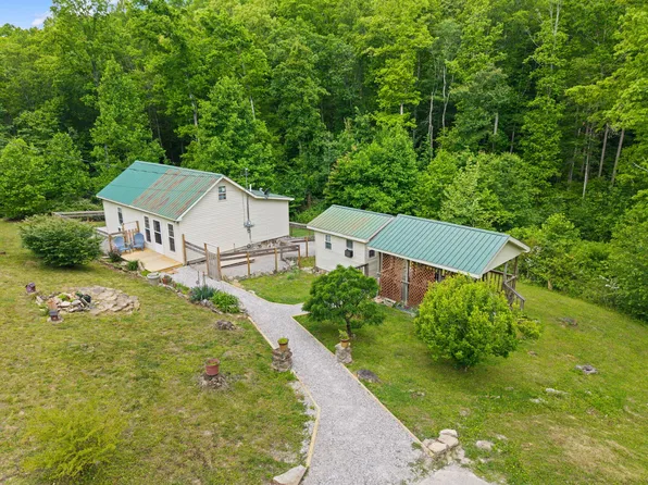 2585 Hazel Patch Rd, East Bernstadt, KY 40729