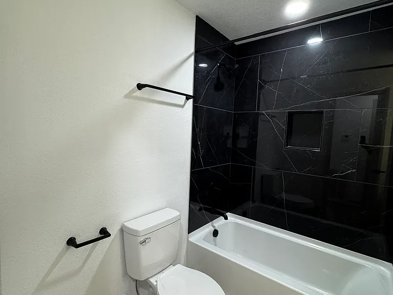 213 Ivey St — Photo 13