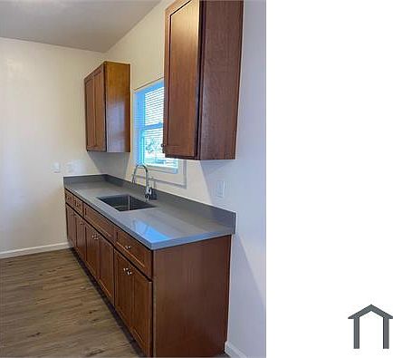 1st image of 206 23rd St #6