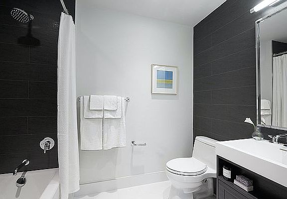 4th image of 555 10th Ave APT 17G