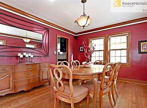 5th image of 110 E 72nd St