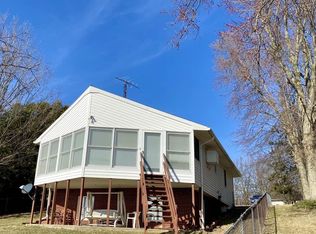 529 Rocky Top Dr, Coldwater, MI 49036