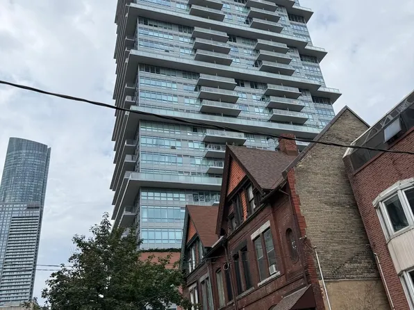 365 Church St, Toronto, ON