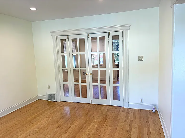 314 Webster Ave #2 — Photo 12