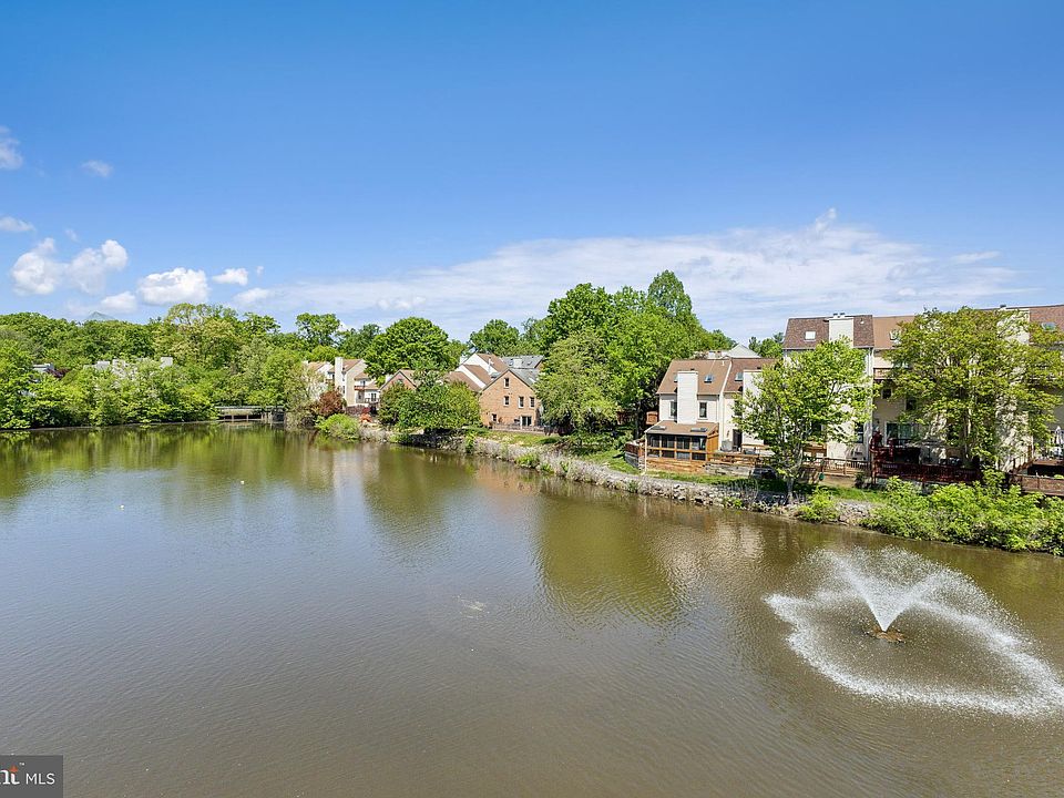 1st image of 3150 Covewood Ct #3150J