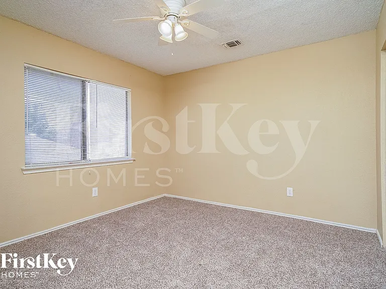 3934 Cochise Dr — Photo 11