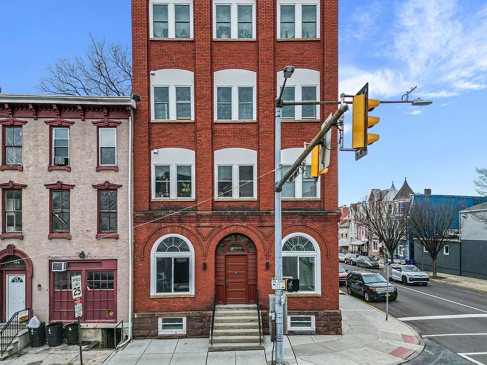 Multi-family building - Center City