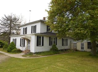 16249 Mercury Dr, Grand Haven, MI 49417