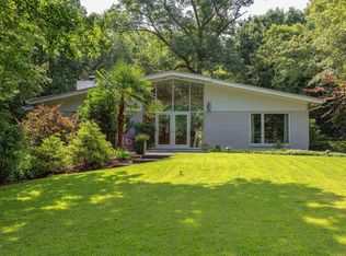 1908 S Lakeshore Dr, Chapel Hill, NC 27514