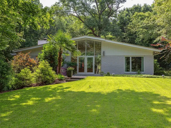 1908 S Lakeshore Dr, Chapel Hill, NC 27514