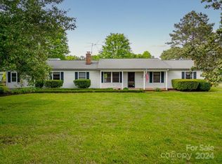 8487 Graham Rd, Denver, NC 28037