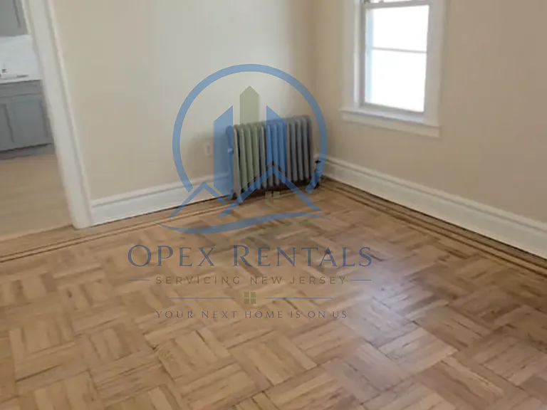 246 Nye Ave #5 — Photo 7