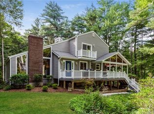 5 Watson Dr, West Simsbury, CT 06092