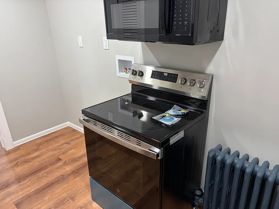 254 Bellevue Ave #1