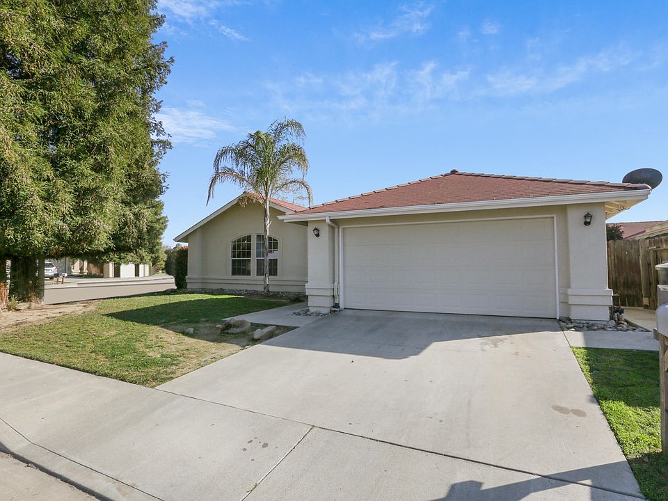 1st image of 3545 E Stewart Ct