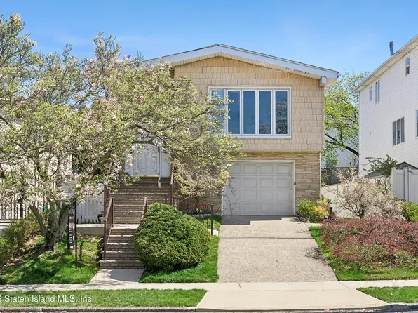 29 Athena Pl, Staten Island, NY 10314