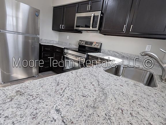 5th image of 141 Tennis Ranch Rd #428