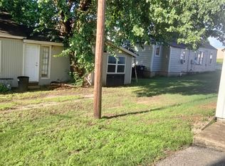 318 N Broadway St #7, Coweta, OK 74429