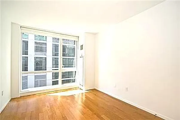 Rented by Synergy NYC | media 14
